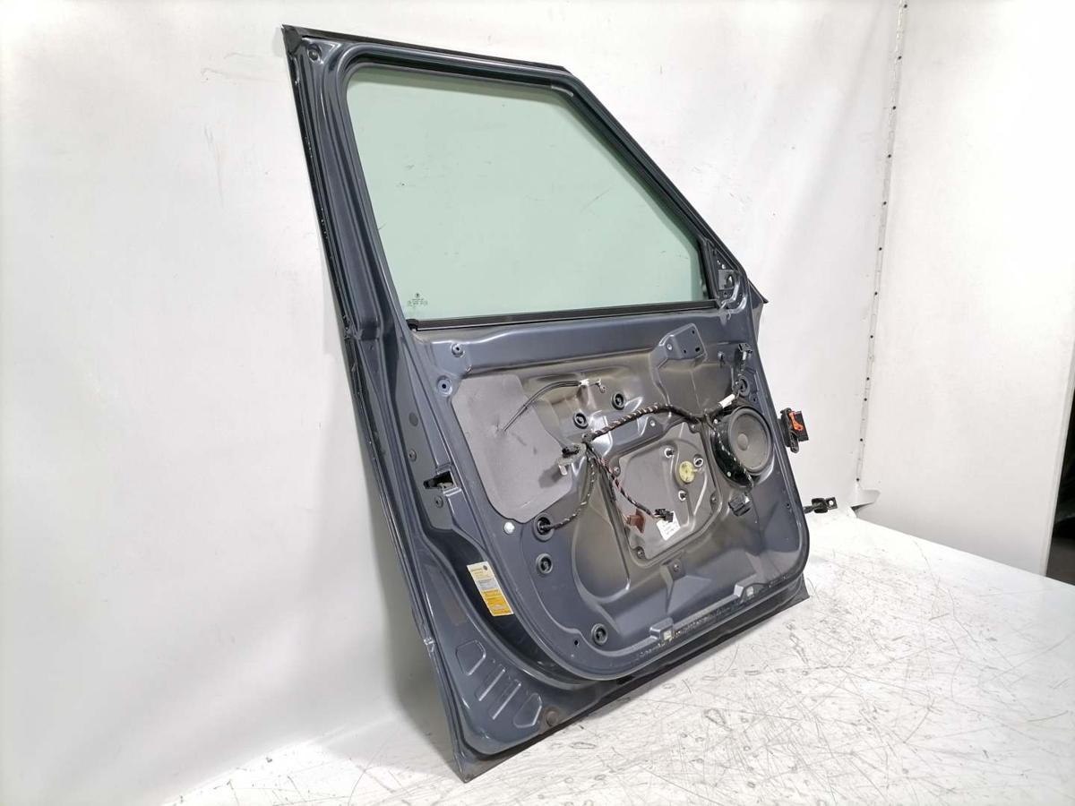 Skoda Fabia 2 5J original T&uuml;r vorn links LF8J Anthrazitgrau Rohbau Bj.2009